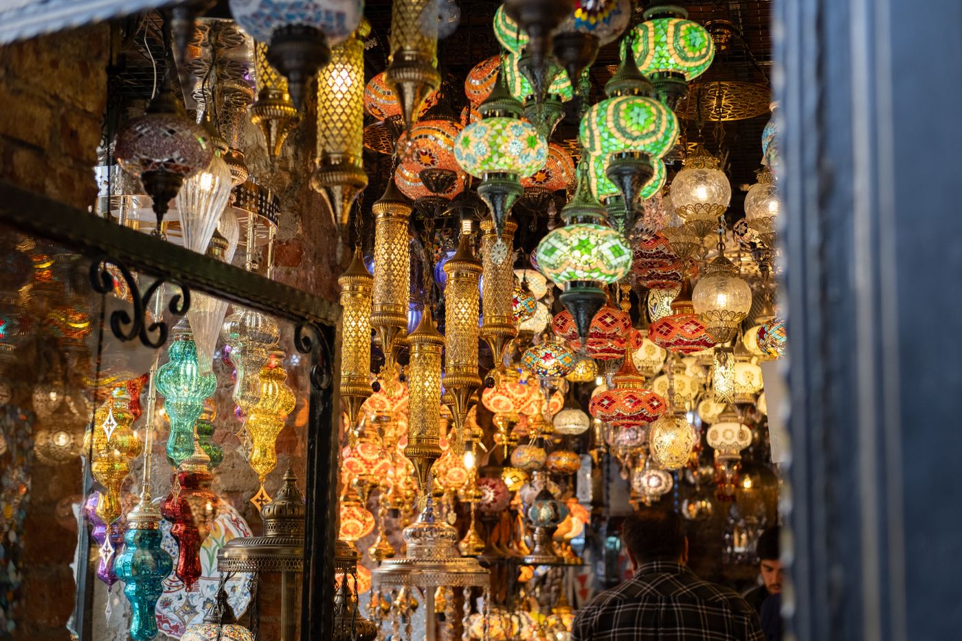 Lamparinas coloridas do Grand Bazaar